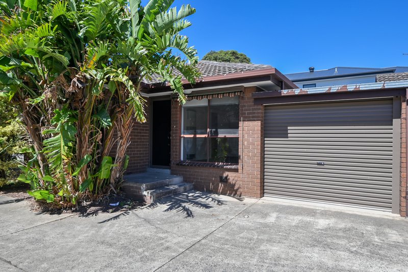 Photo - 1/34 Gladstone Parade, Glenroy VIC 3046 - Image 2