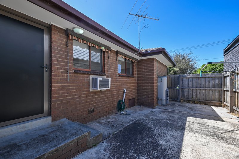 Photo - 1/34 Gladstone Parade, Glenroy VIC 3046 - Image 17