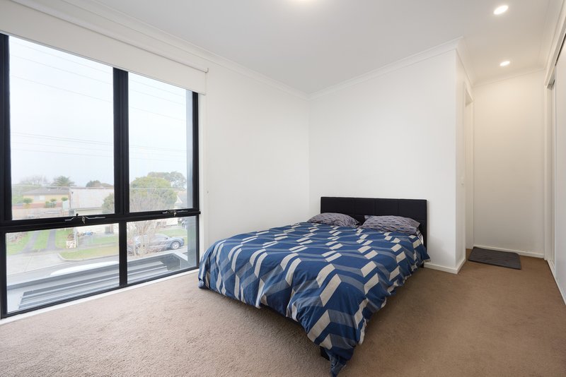 Photo - 1/34 Hemmings Street, Dandenong VIC 3175 - Image 4