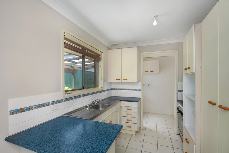 Photo - 134 Henderson Road, Saratoga NSW 2251 - Image 6