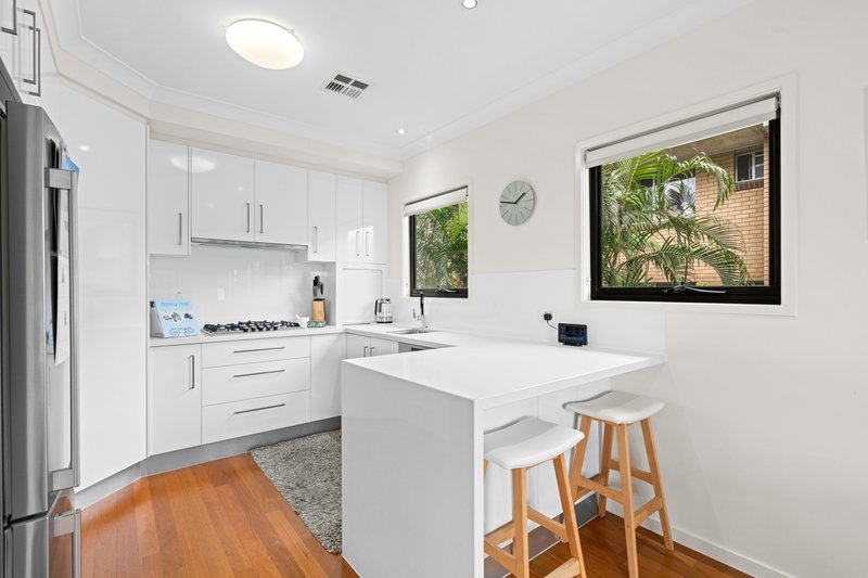 Photo - 1/34 Kent Street, Hamilton QLD 4007 - Image 5
