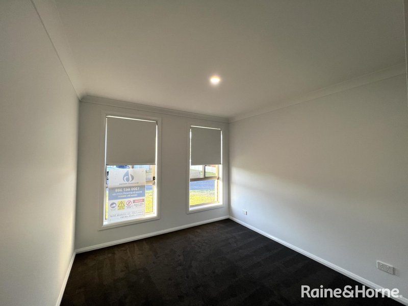 Photo - 1/34 Leonora Crescent, Kootingal NSW 2352 - Image 4