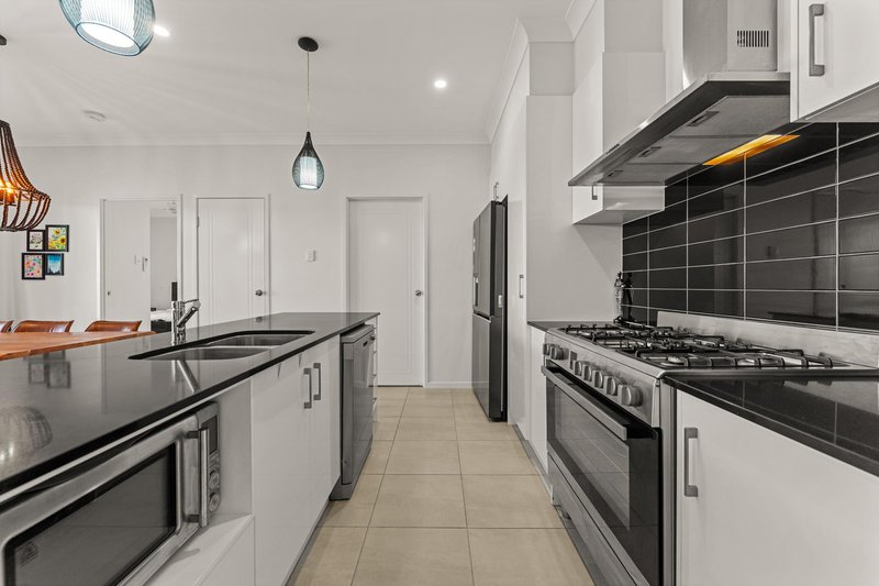 Photo - 134 Logan Street, Eagleby QLD 4207 - Image 2