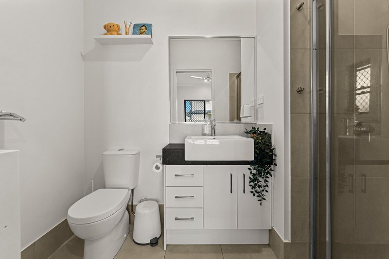 Photo - 134 Logan Street, Eagleby QLD 4207 - Image 11