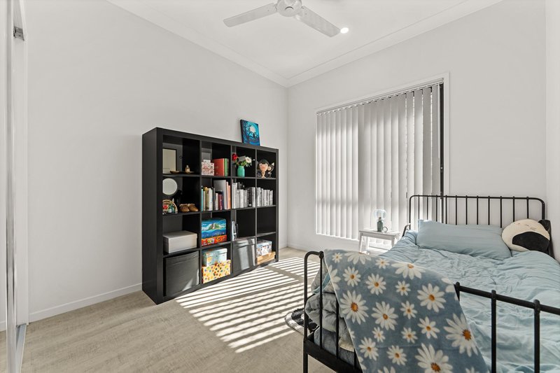 Photo - 134 Logan Street, Eagleby QLD 4207 - Image 13