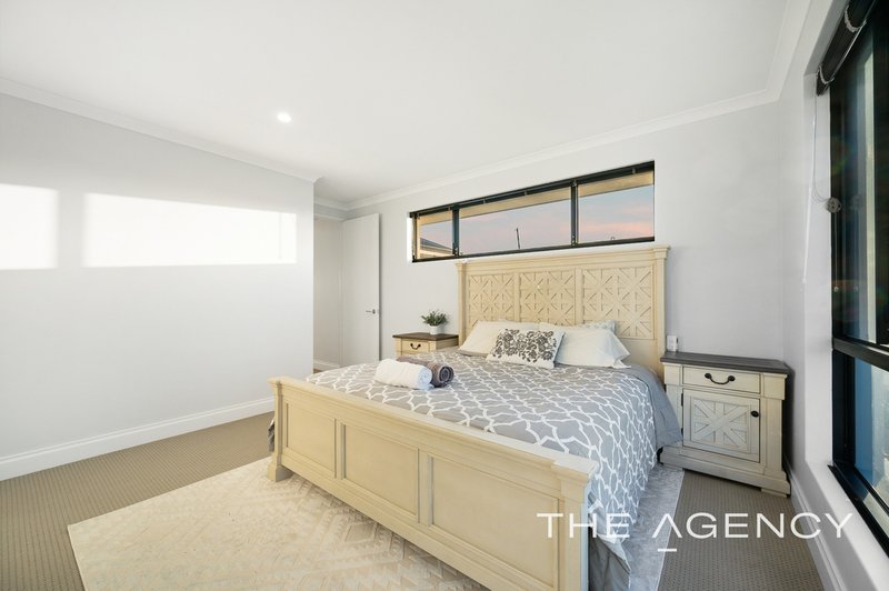 Photo - 134 Lycaste Parade, Treeby WA 6164 - Image 14