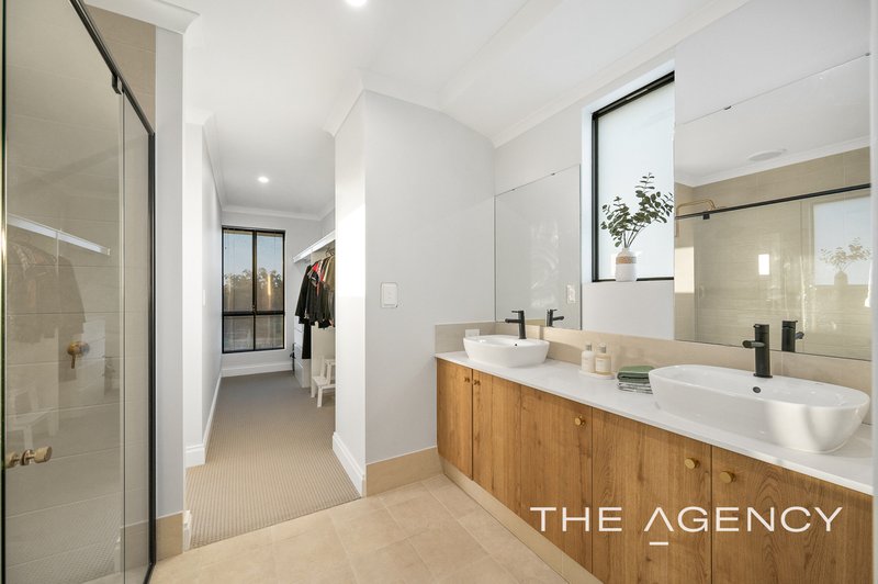 Photo - 134 Lycaste Parade, Treeby WA 6164 - Image 16