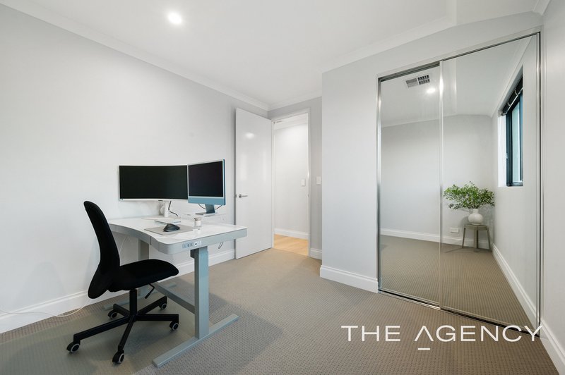 Photo - 134 Lycaste Parade, Treeby WA 6164 - Image 22