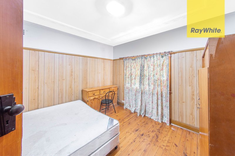 Photo - 1/34 Malvern Avenue, Merrylands NSW 2160 - Image 4