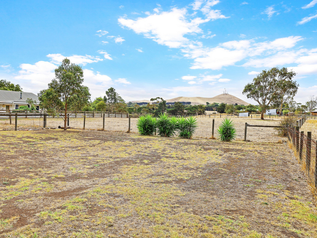 3-bedroom house at 134 Mill Street, Mortlake, VIC 3272, Moyne, Victoria