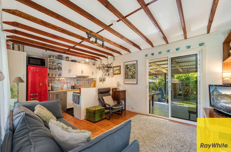 Photo - 134 Mount Ettalong Road, Umina Beach NSW 2257 - Image 3