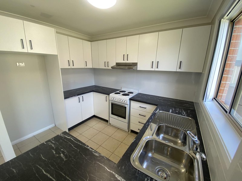 Photo - 13/4 Myall Road, Casula NSW 2170 - Image 3