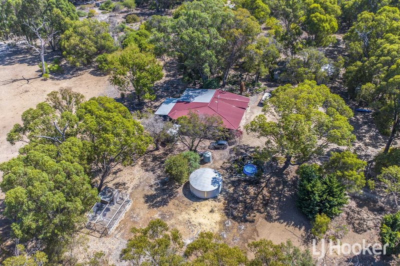 Photo - 134 Newnham Road, Lake Clifton WA 6215 - Image 3