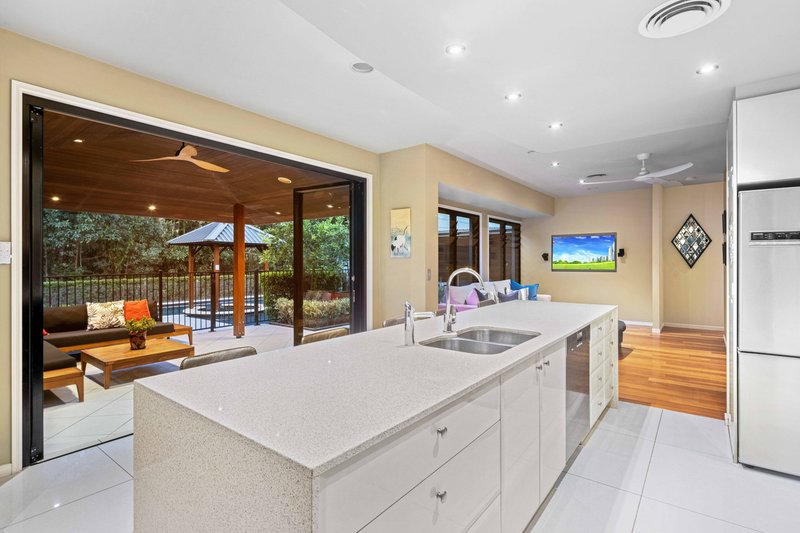 Photo - 134 Nojoor Road, Mudjimba QLD 4564 - Image 16