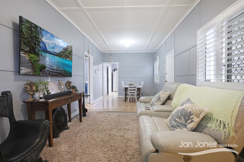 Photo - 134 Oxley Avenue, Woody Point QLD 4019 - Image 7