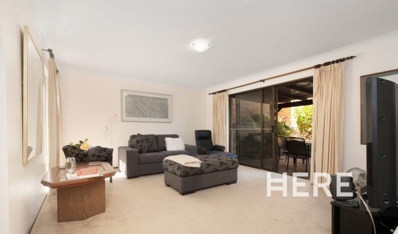 Photo - 13/4 Perina Way, City Beach WA 6015 - Image 2