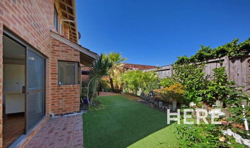 Photo - 13/4 Perina Way, City Beach WA 6015 - Image 9
