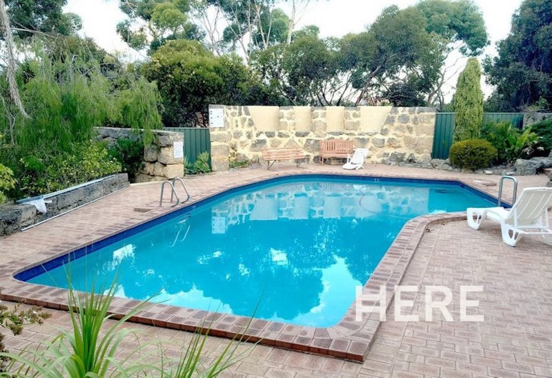 Photo - 13/4 Perina Way, City Beach WA 6015 - Image 12