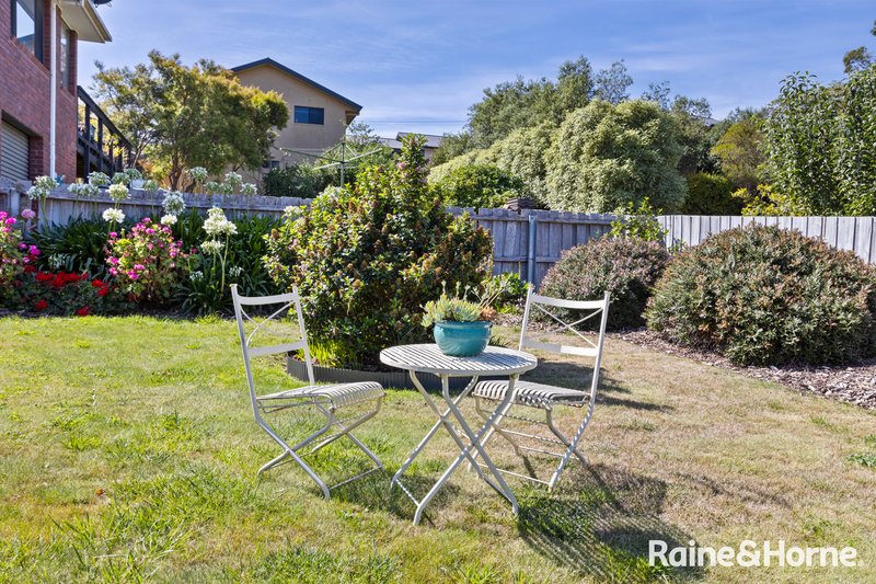 Photo - 134 Roslyn Avenue, Blackmans Bay TAS 7052 - Image 22