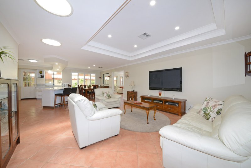 Photo - 134 Rothesay Heights, Mindarie WA 6030 - Image 16