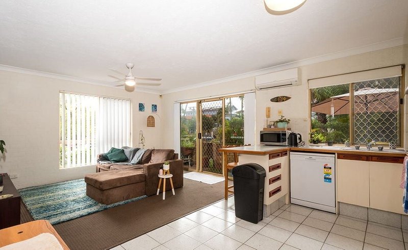 Photo - 1/34 Ventura Road, Mermaid Beach QLD 4218 - Image 6