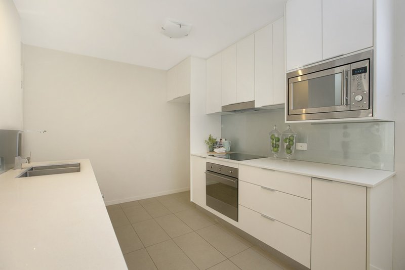 Photo - 1/340 Annerley Road, Annerley QLD 4103 - Image 3