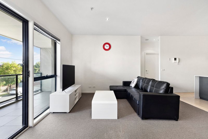 Photo - 13/41 Harrow Street, Box Hill VIC 3128 - Image 2