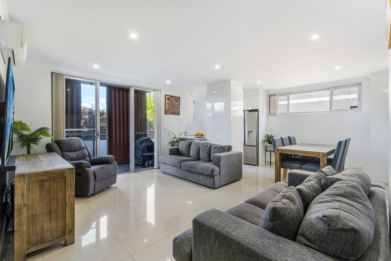 Photo - 13/42-44 Hoxton Park Road, Liverpool NSW 2170 - Image 3