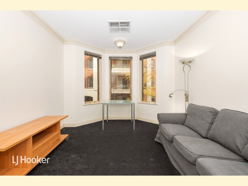 Photo - 13/42 Charlick Circuit, Adelaide SA 5000 - Image 1