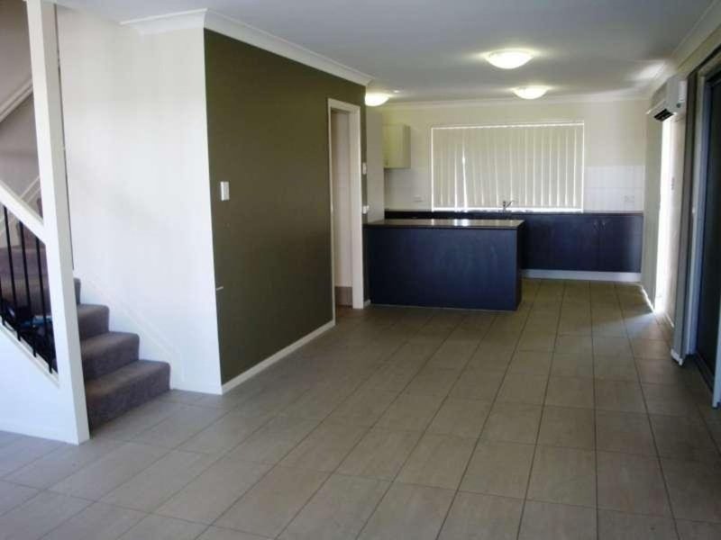 Photo - 13/43-55 Brisbane Crescent, Deception Bay QLD 4508 - Image 2