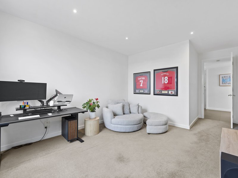 Photo - 13/44 Eucalyptus Drive, Maidstone VIC 3012 - Image 8