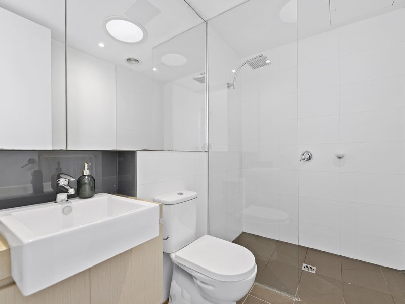 Photo - 13/44 Eucalyptus Drive, Maidstone VIC 3012 - Image 10