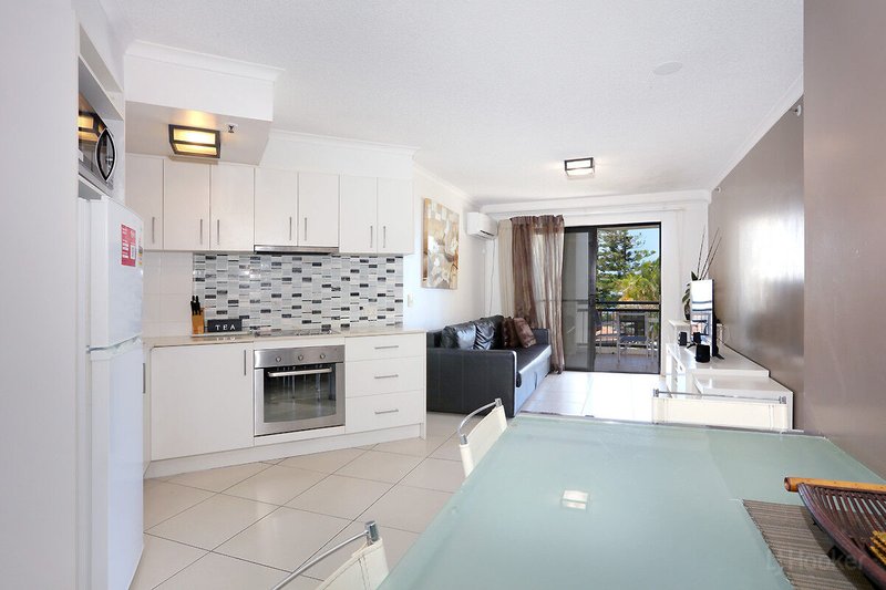 Photo - 13/452 Marine Parade, Biggera Waters QLD 4216 - Image 6