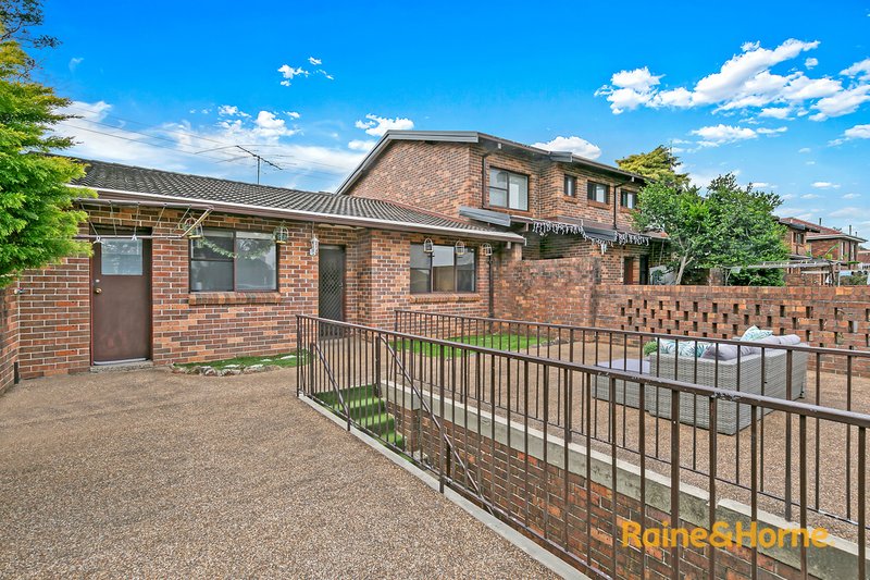 Photo - 1/346 Marsden Road, Carlingford NSW 2118 - Image 11