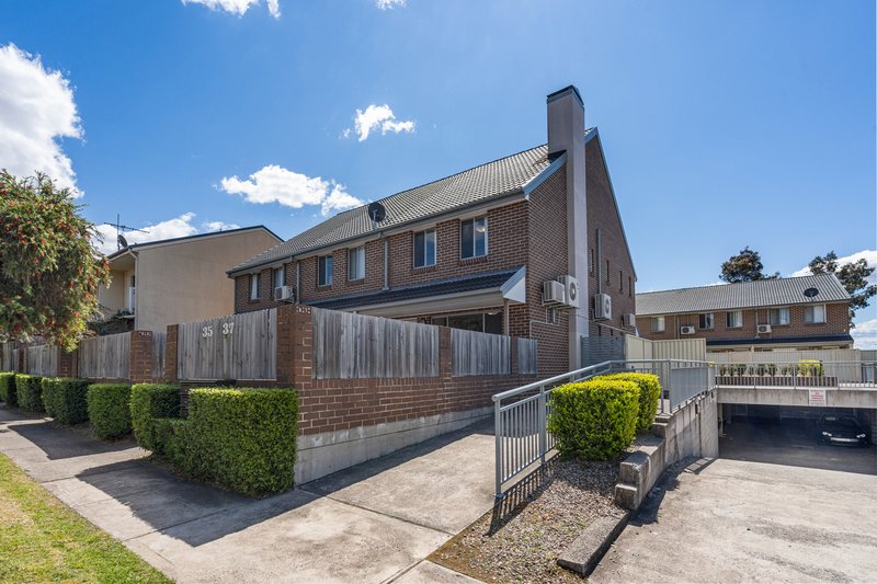 1/35-37 Wellington Road, Granville NSW 2142