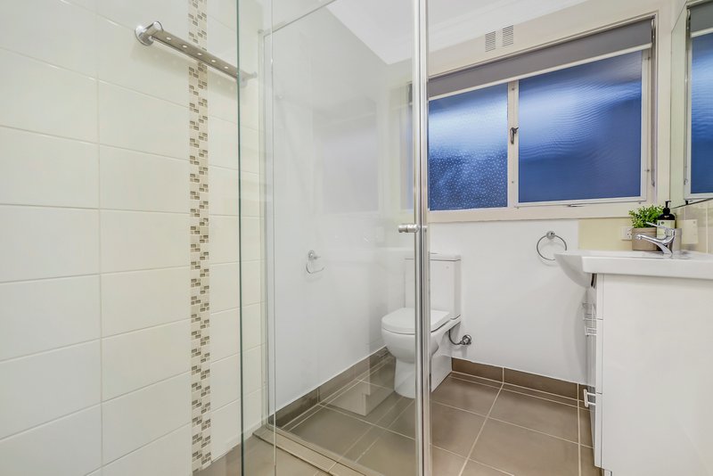 Photo - 135 Albany Drive, Mulgrave VIC 3170 - Image 7