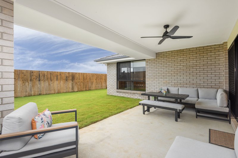 Photo - 135 Andy Way, Deebing Heights QLD 4306 - Image