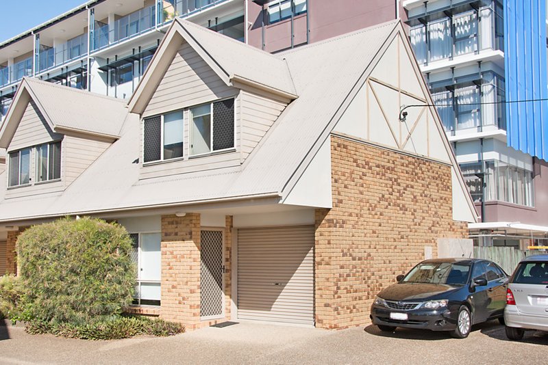 Photo - 1/35 Baden Powell Street, Maroochydore QLD 4558 - Image 7