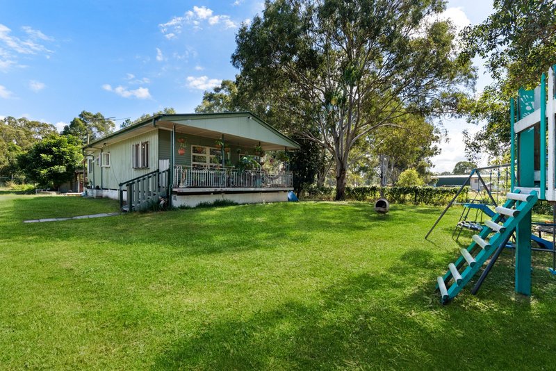 Photo - 135 Bancroft Terrace, Deception Bay QLD 4508 - Image 13