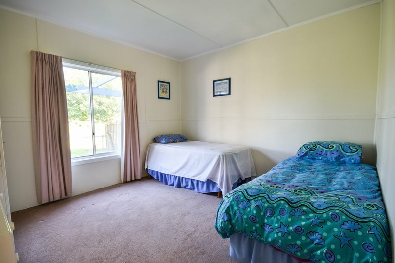 Photo - 135 Bay Road, Eagle Point VIC 3878 - Image 7