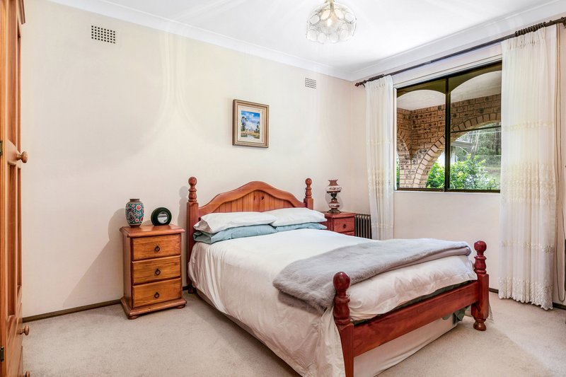 Photo - 135 Bellevue Avenue, Georges Hall NSW 2198 - Image 7