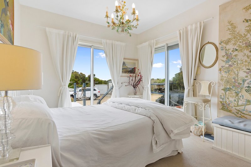 Photo - 135 Bongalong Road, Hindmarsh Island SA 5214 - Image 9