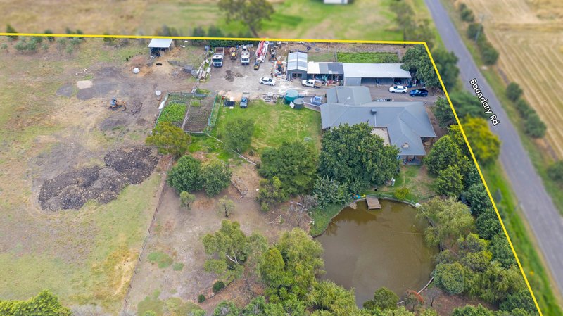 Photo - 135 Boundary Road, Wollert VIC 3750 - Image 6