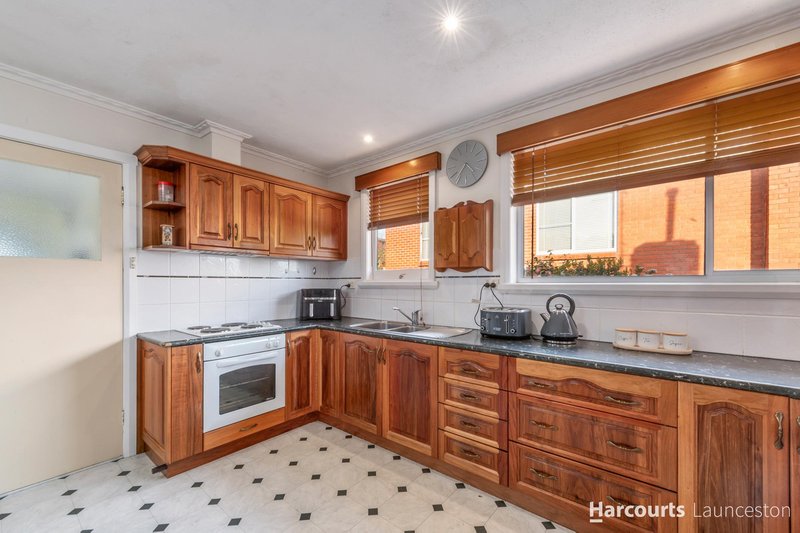 Photo - 135 Cambridge Street, West Launceston TAS 7250 - Image 2