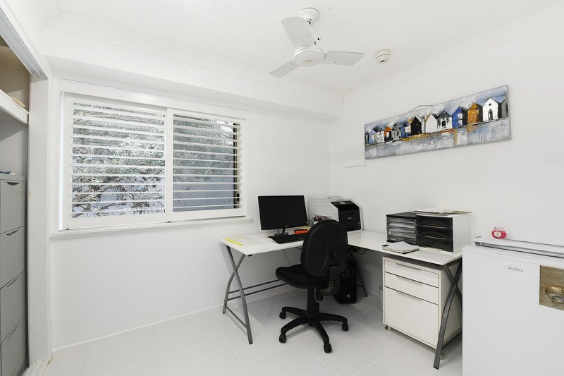 Photo - 1/35 Canberra Terrace, Kings Beach QLD 4551 - Image 11