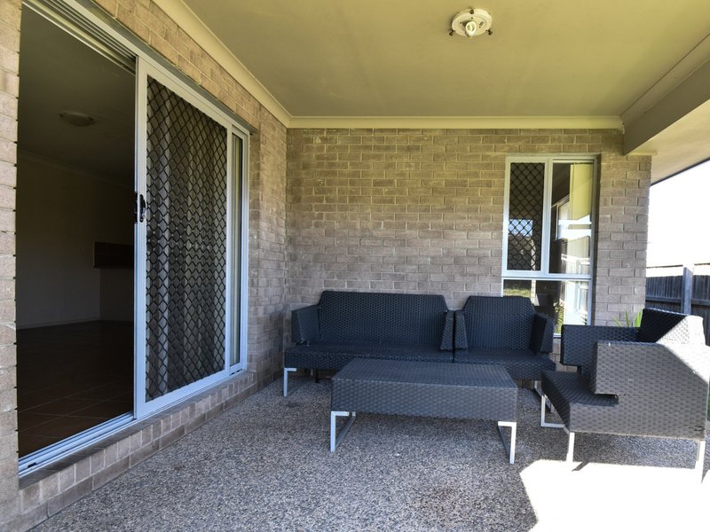 Photo - 1/35 Capital Drive, Rosenthal Heights QLD 4370 - Image 12