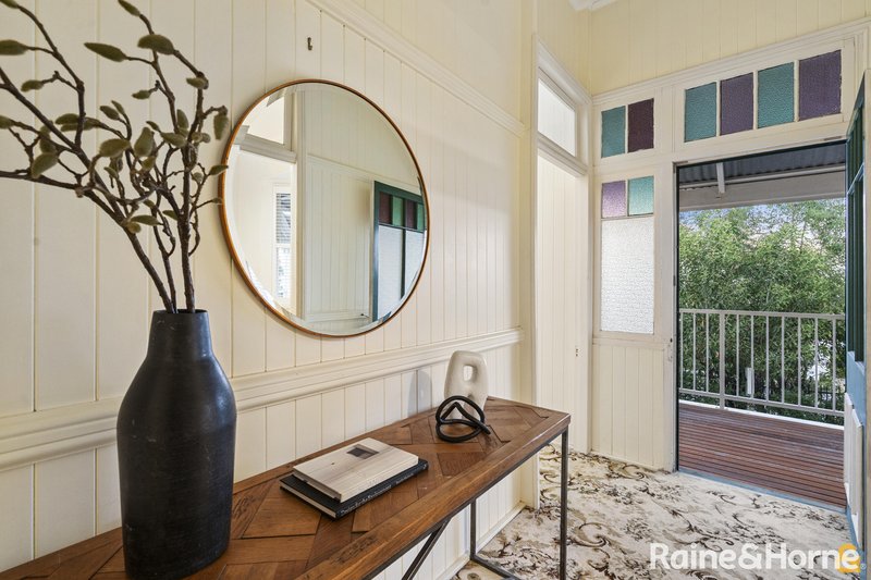 Photo - 135 Carlton Terrace, Manly QLD 4179 - Image 14