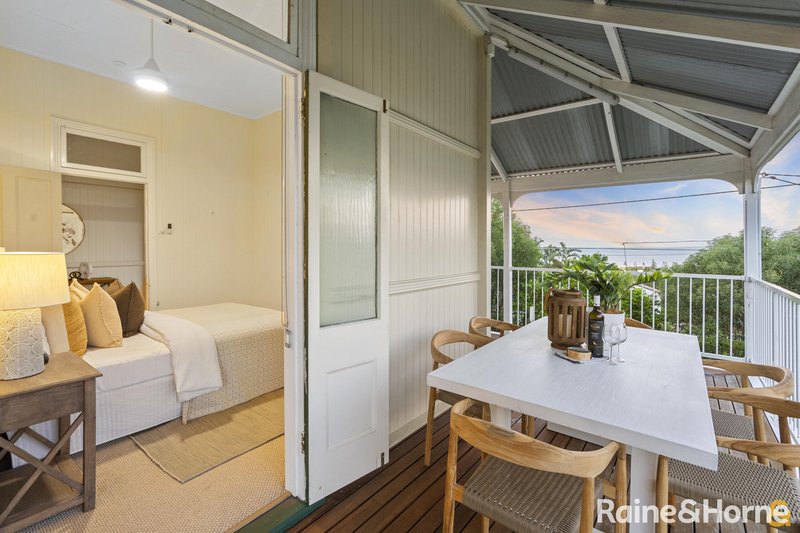 Photo - 135 Carlton Terrace, Manly QLD 4179 - Image 19