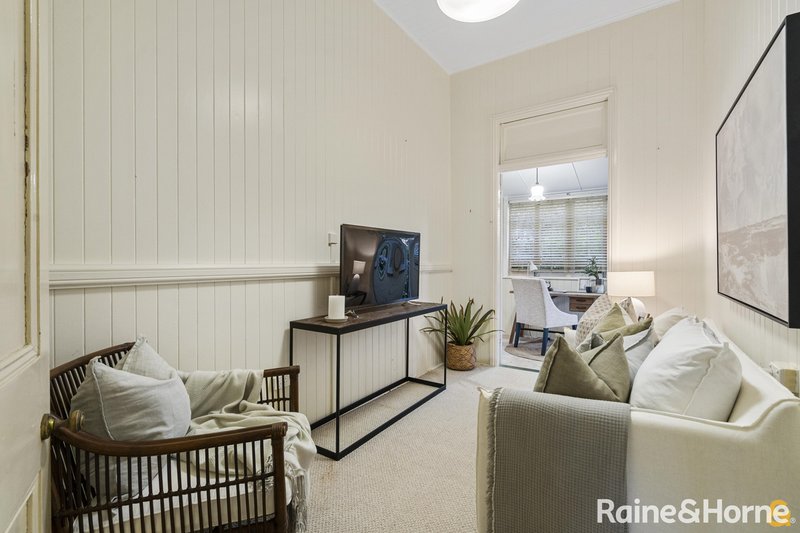 Photo - 135 Carlton Terrace, Manly QLD 4179 - Image 25