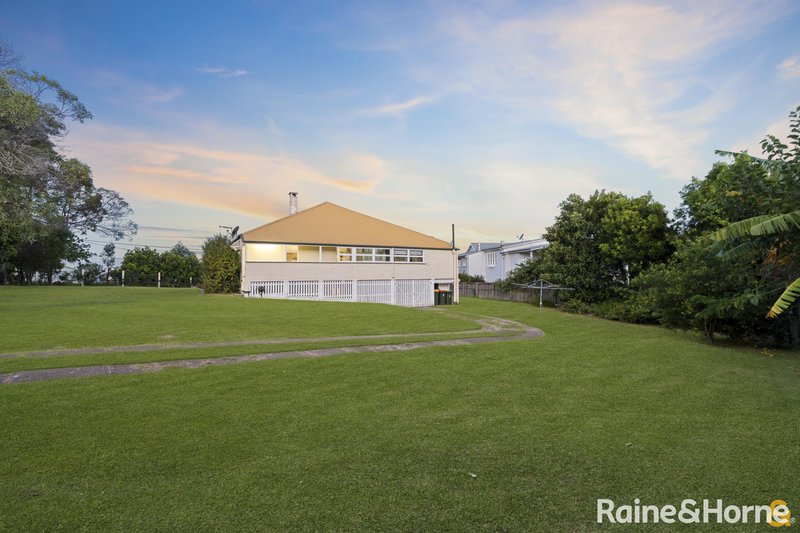 Photo - 135 Carlton Terrace, Manly QLD 4179 - Image 31